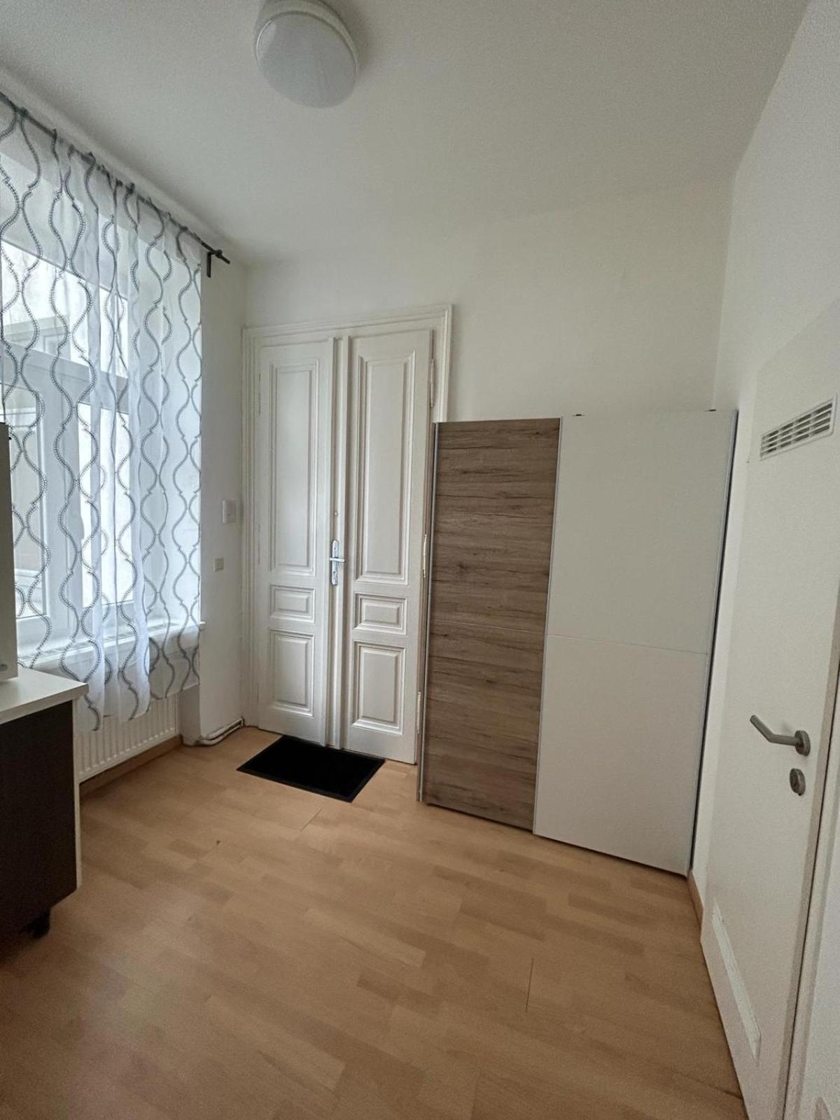 City Elegance Central Gem With Free Parking And Fast Internet 250 Mbits Вена Экстерьер фото