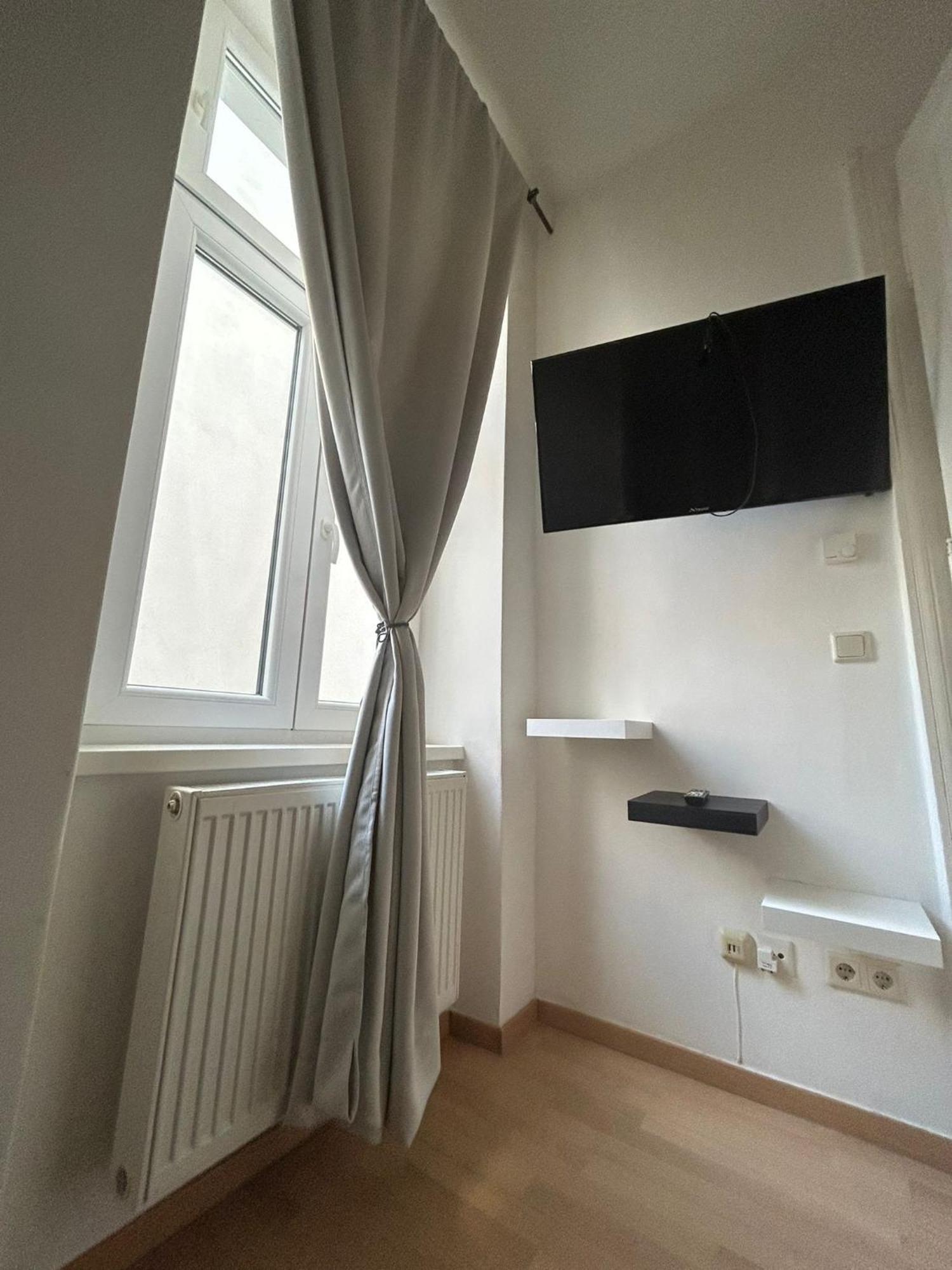 City Elegance Central Gem With Free Parking And Fast Internet 250 Mbits Вена Экстерьер фото